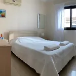 Quiet Kykladesag10/near The Beach, Apartament